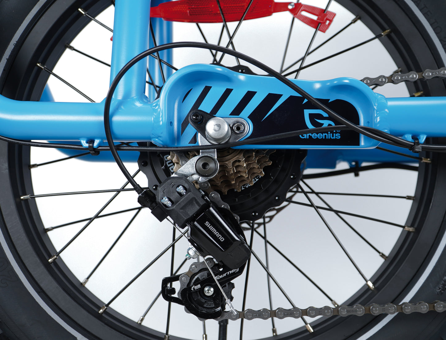Everyday EverEasy electric cargo bike Shimano TY200 Derailleur with 7 speed cassete